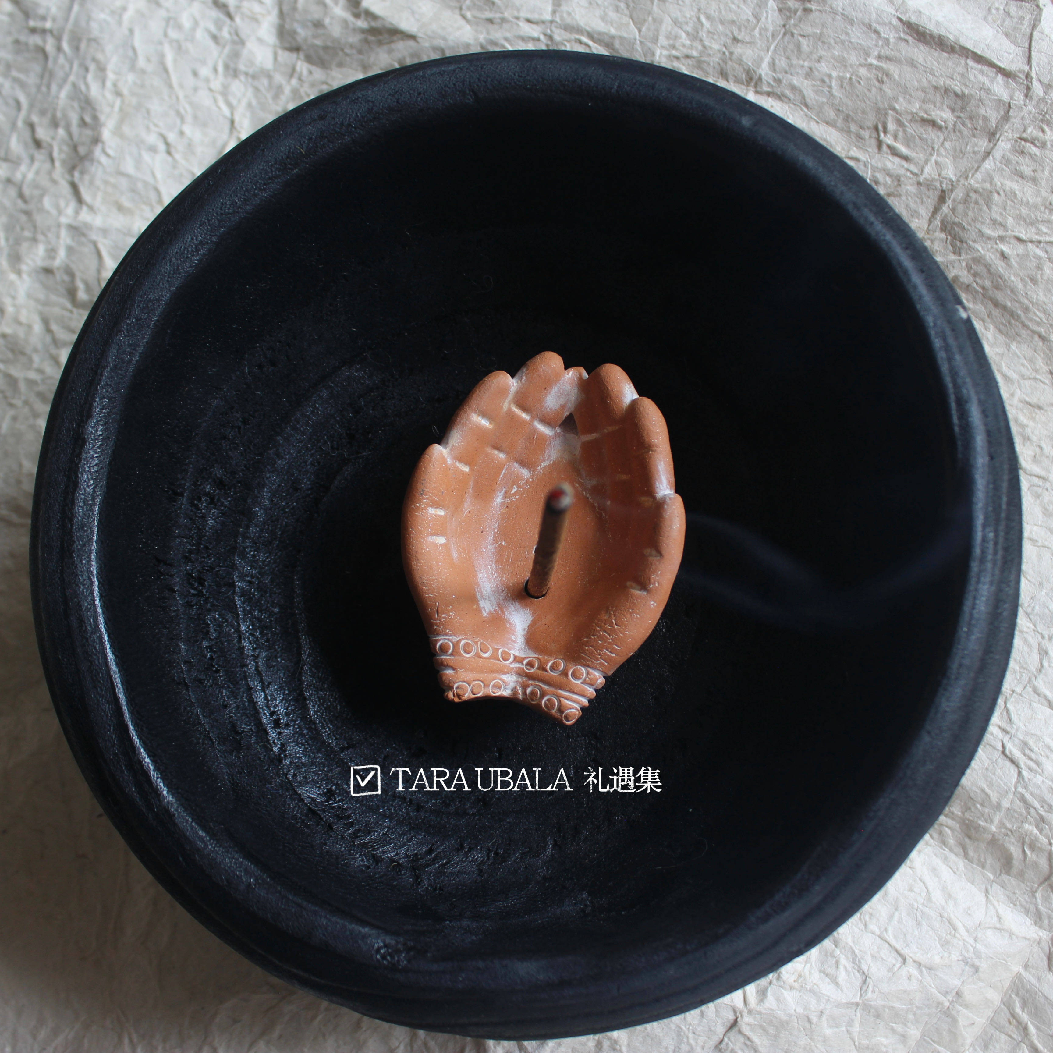 尼泊尔手工红陶泥小手香插圆钵香插手工香托香座香盘家居装饰摆件