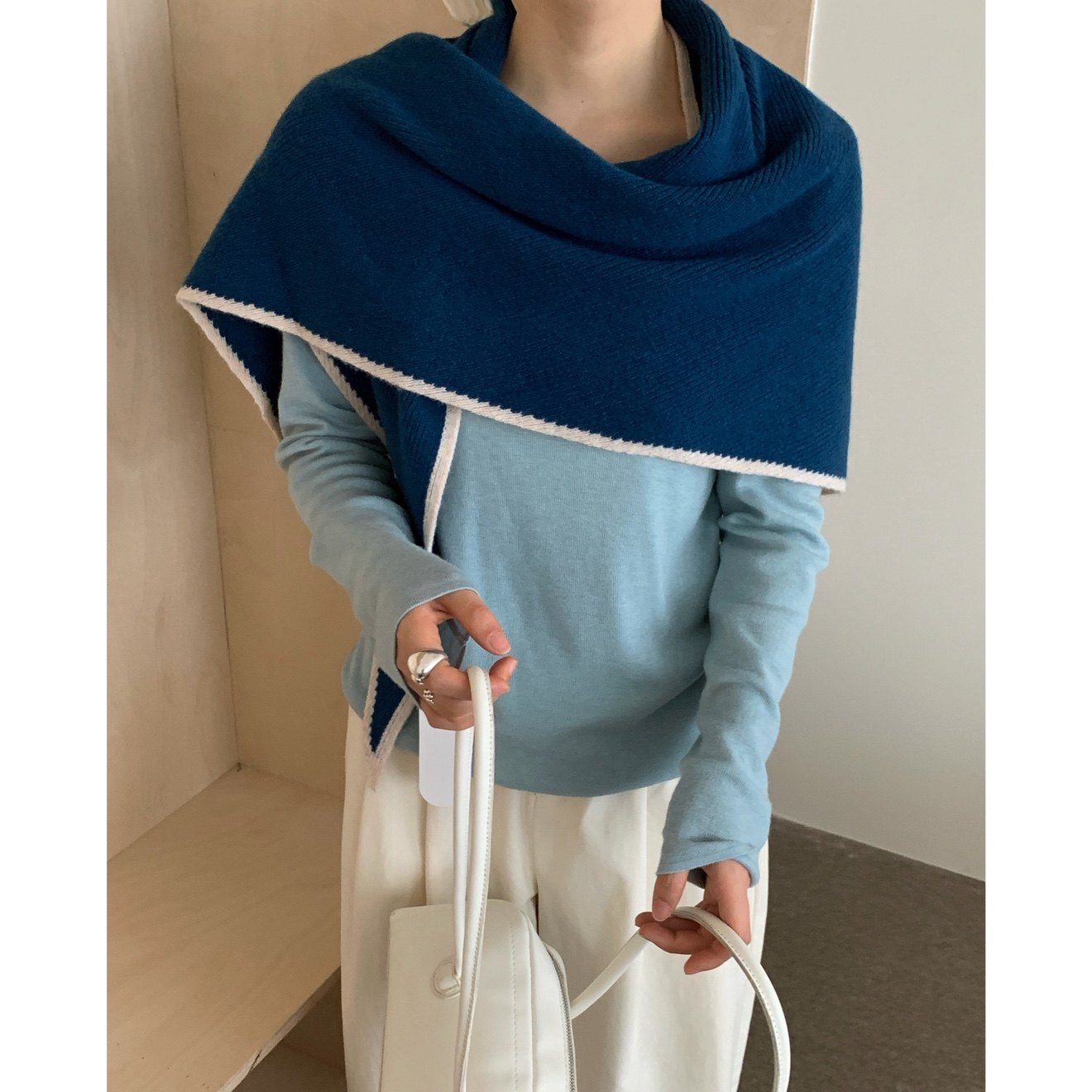 100%绵羊毛～日系拼色锁边披肩加大版保暖叠穿外搭男女减龄三角巾