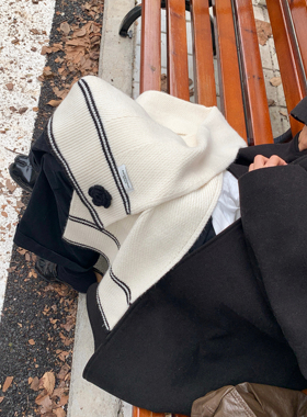 Carrier 高端轻奢山茶花～条纹针织围巾女秋冬保暖厚实氛围感围脖