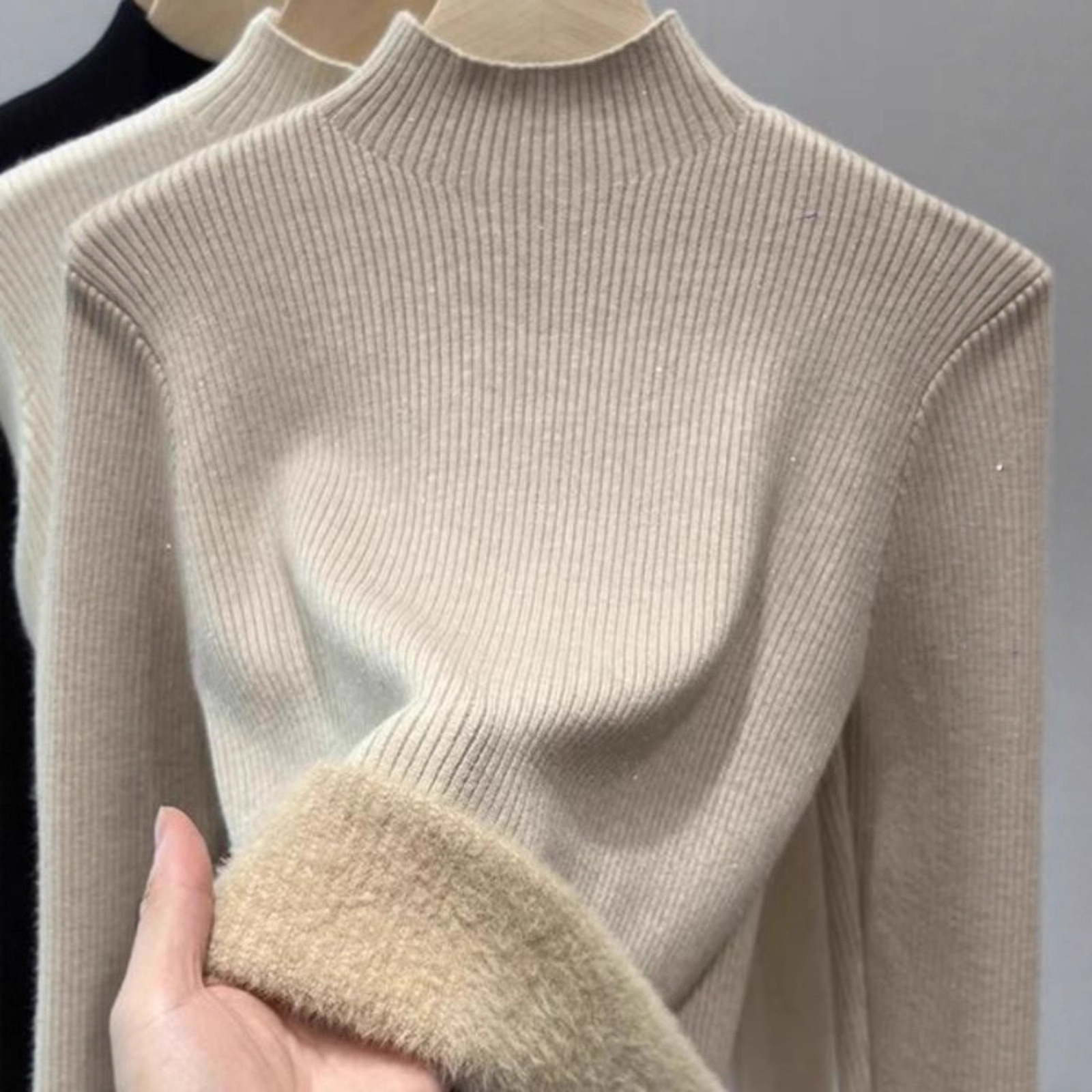 亮丝一体绒针织毛衣女秋冬2025新款妈妈加绒加厚半高领打底衫上衣