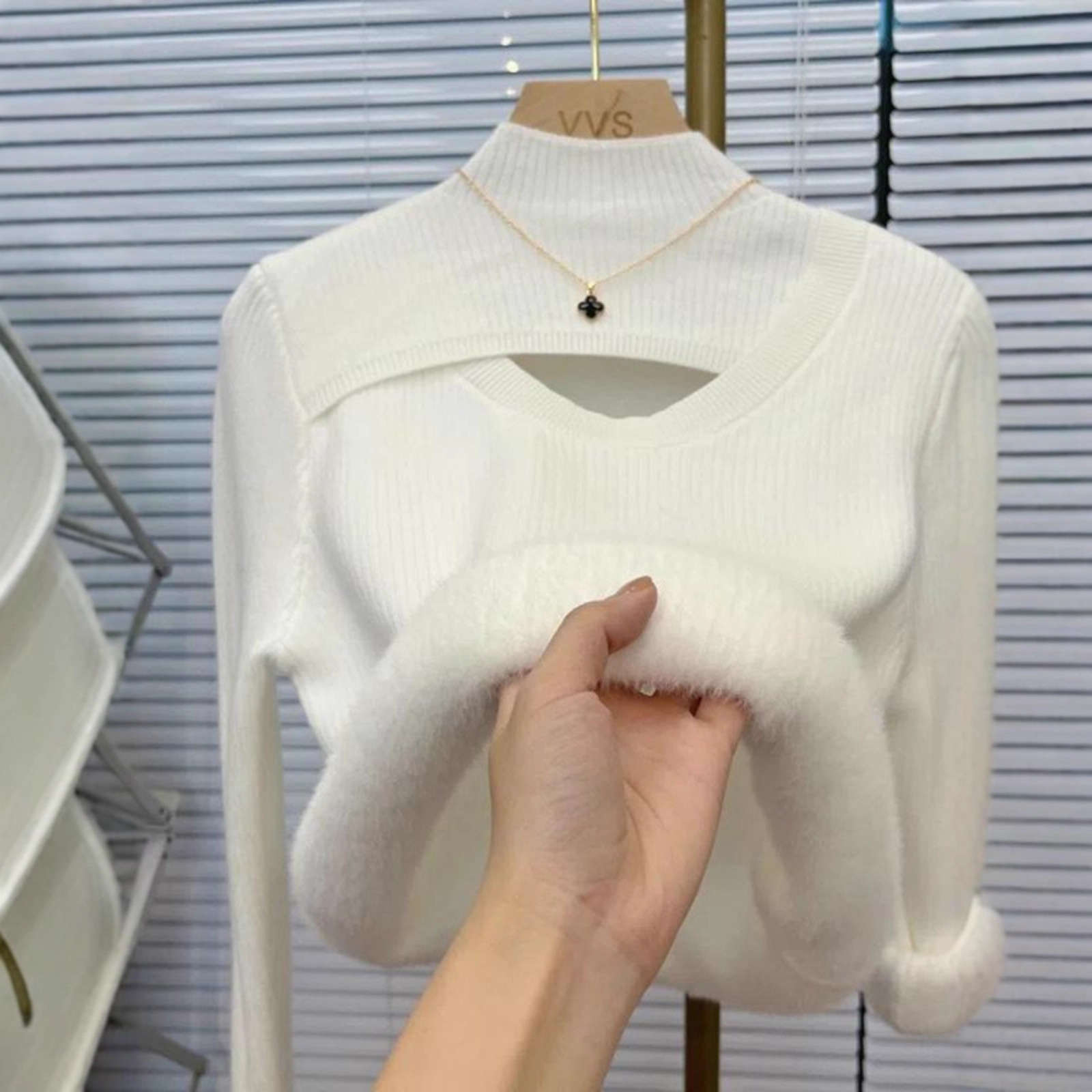 加绒加厚打底针织衫女秋冬季新款内搭德绒毛衣2025绒保暖上衣