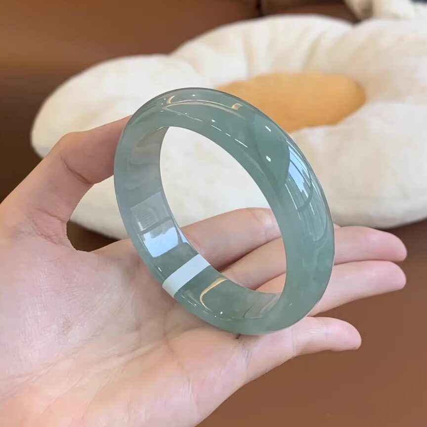 玉长情缅甸高冰透种油青飘花高端翡翠玉手镯子女款贵妃真玉石正品