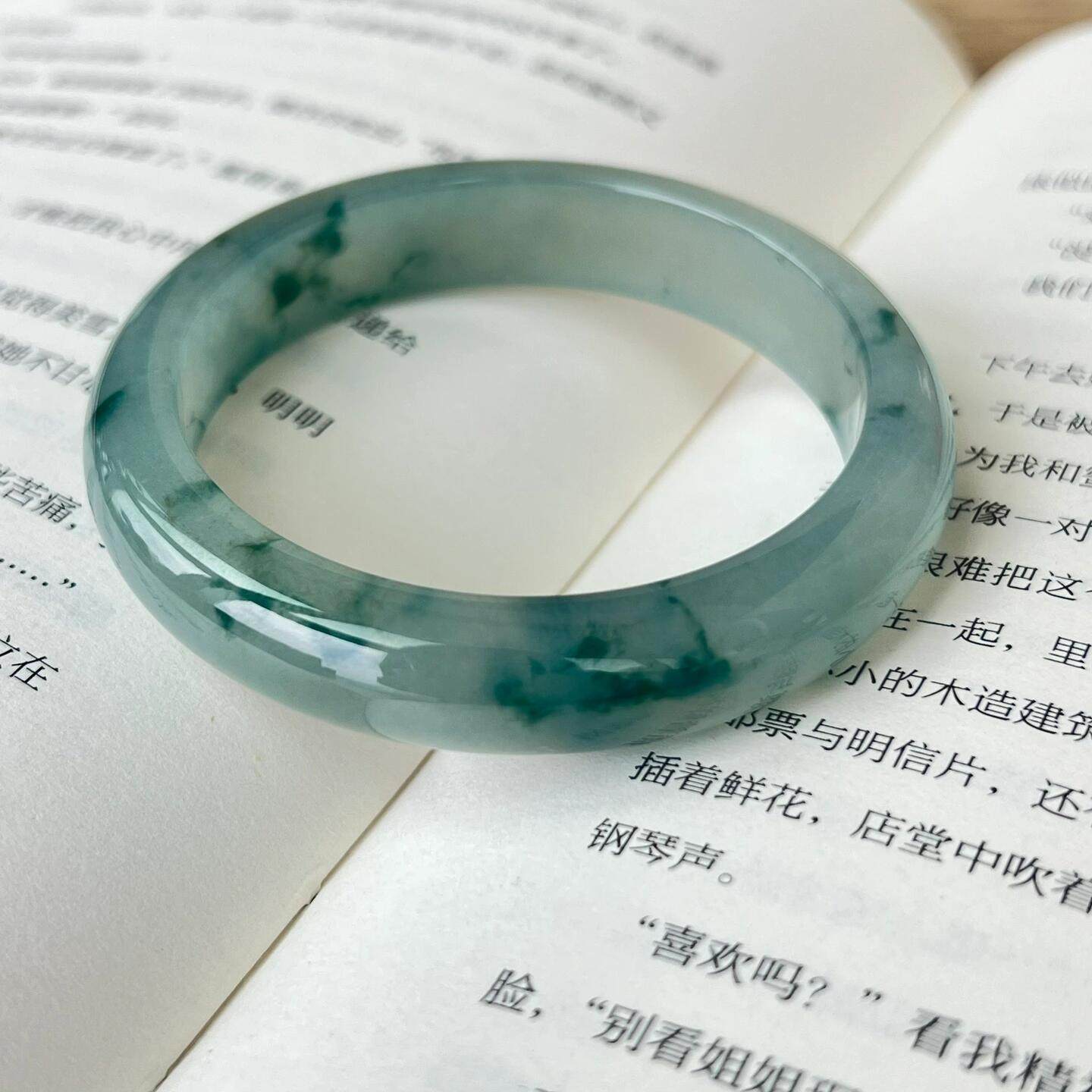 玉长情缅甸玉手镯油青冰种翡翠飘花手镯子冰透女款玉石真玉贵妃镯