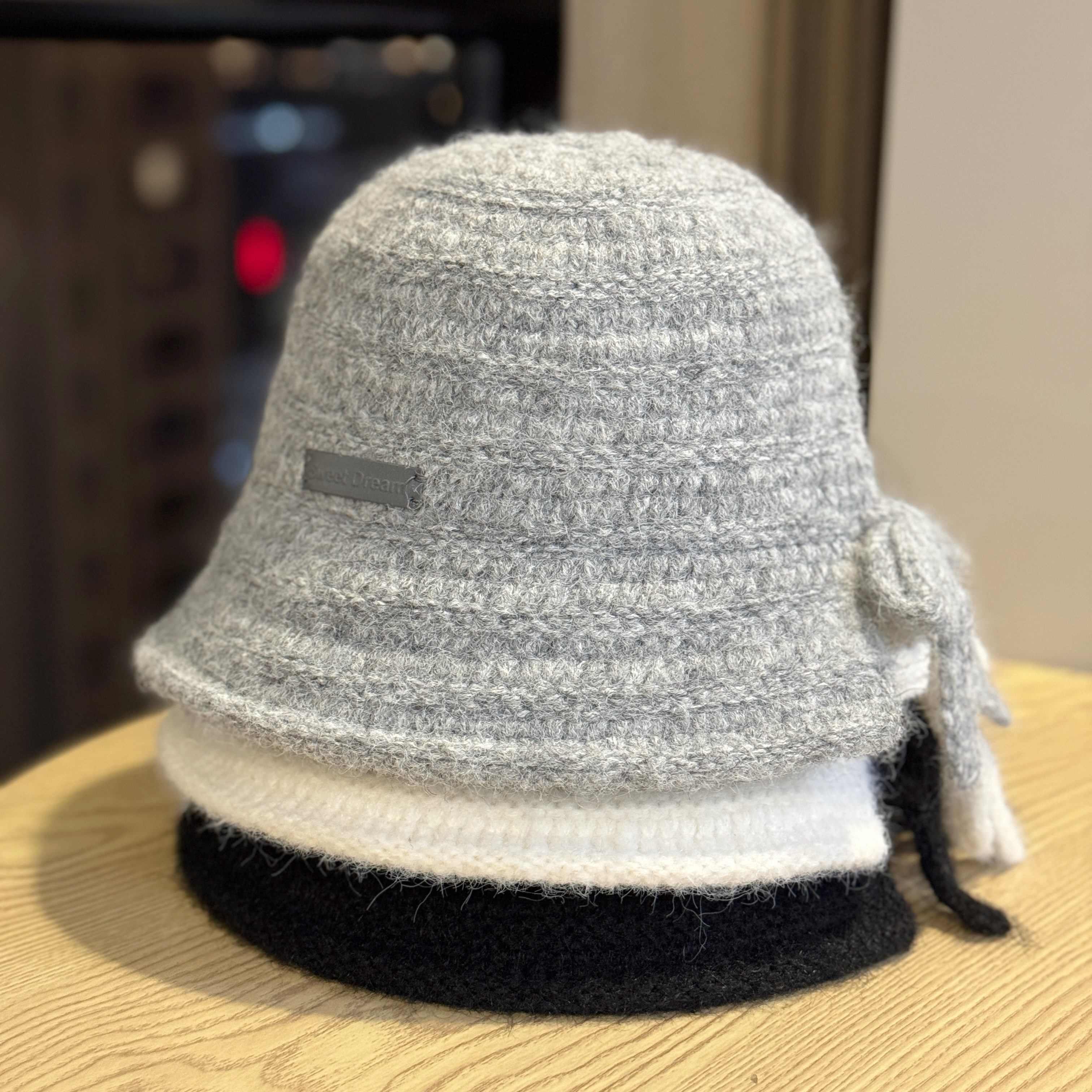 新款蝴蝶结针织渔夫帽