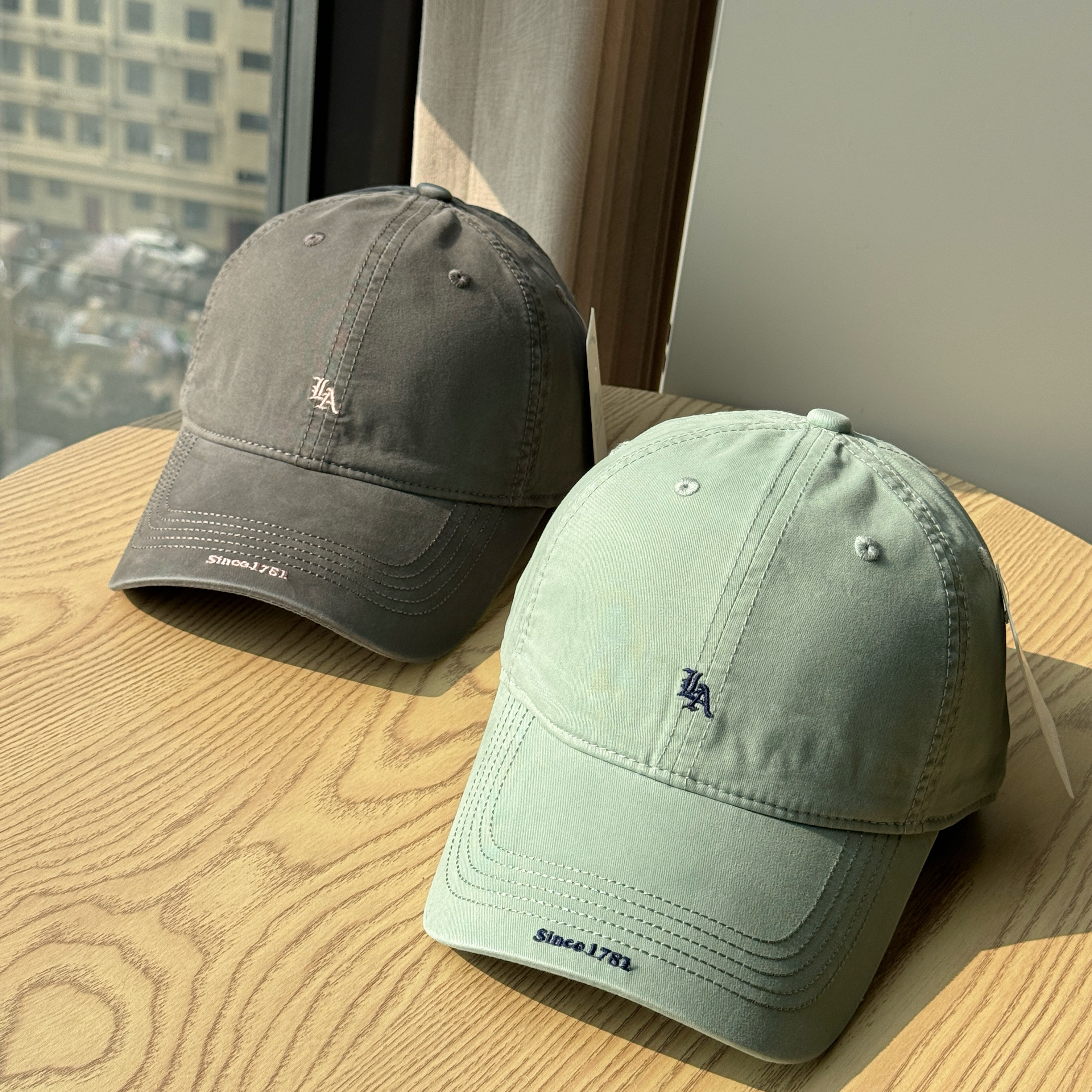 早春软顶小字母刺绣棒球帽子女时尚休闲出游百搭简约潮流鸭舌帽潮