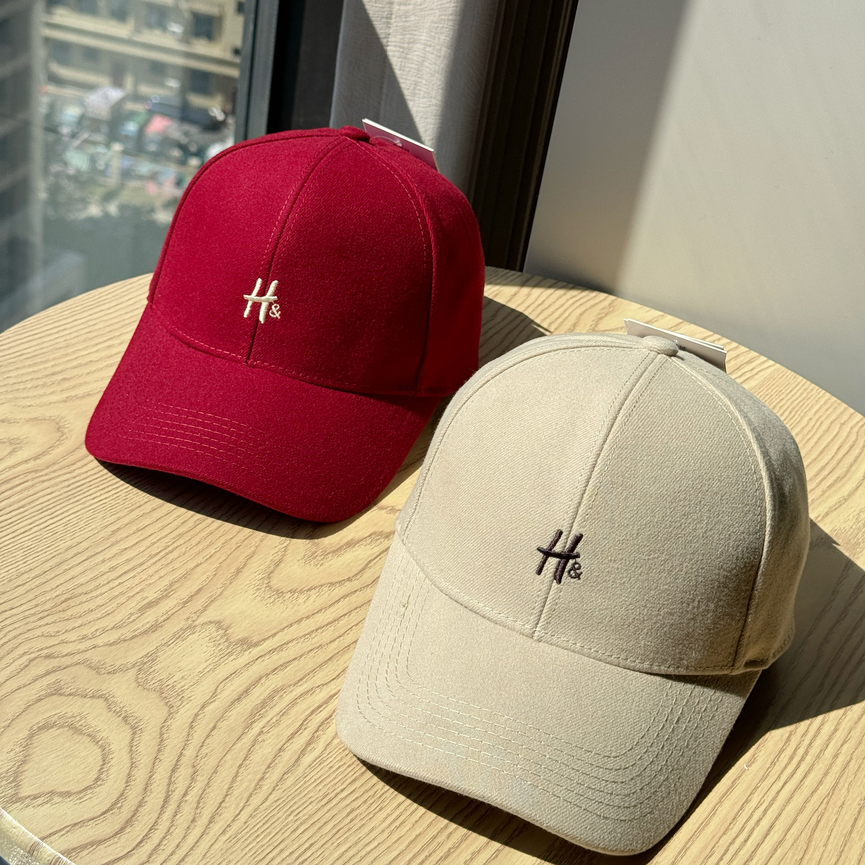 新款羊毛呢棒球帽女帽子秋冬韩版休闲时尚保暖鸭舌帽宽帽檐显脸小