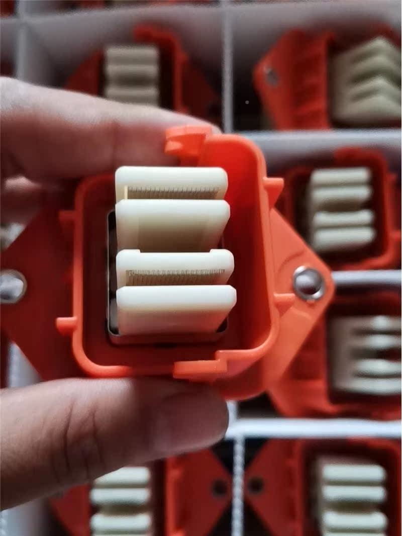 新1能源连接器插LJW头 4-2462-10 正品配件8连接器