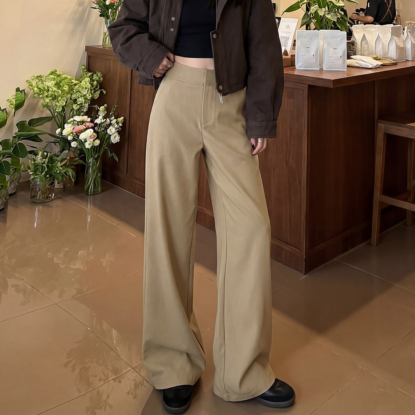 军绿色阔腿裤女2026新款春秋高级感垂感西裤窄版直筒高个子西装