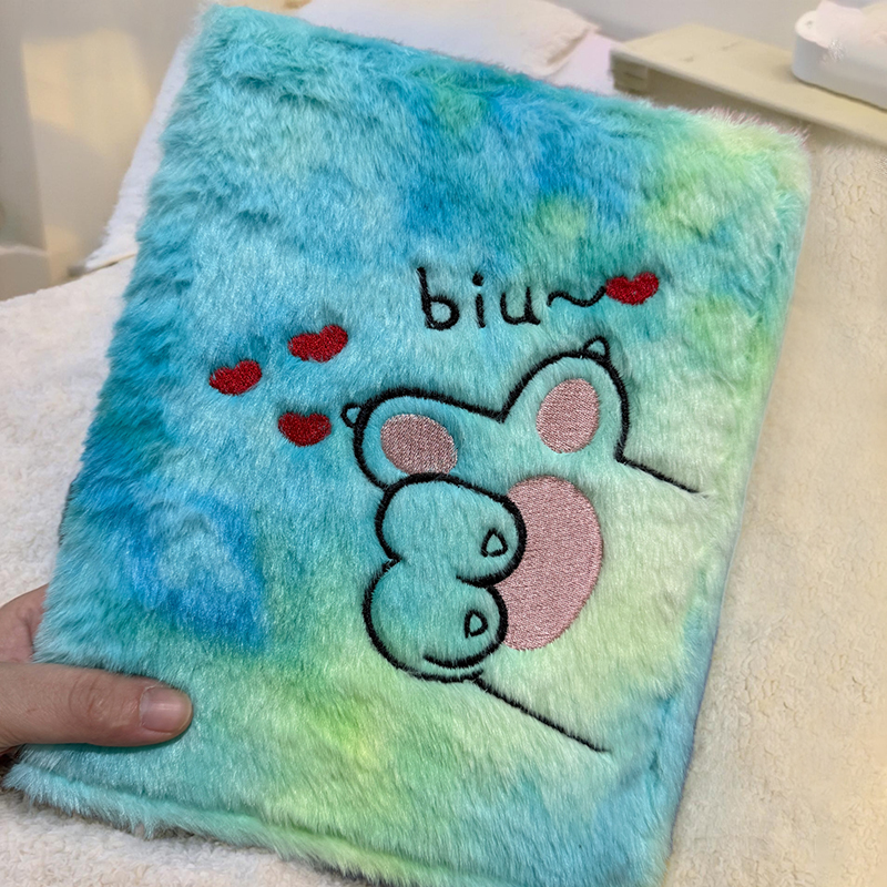 新款2025年新款毛绒卡片收集册本高颜值可爱卡通动漫周边纪念卡册