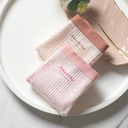 简约甜美点点花纱透气高弹棉质少女中腰内裤7A抑菌纯棉裆三角短裤