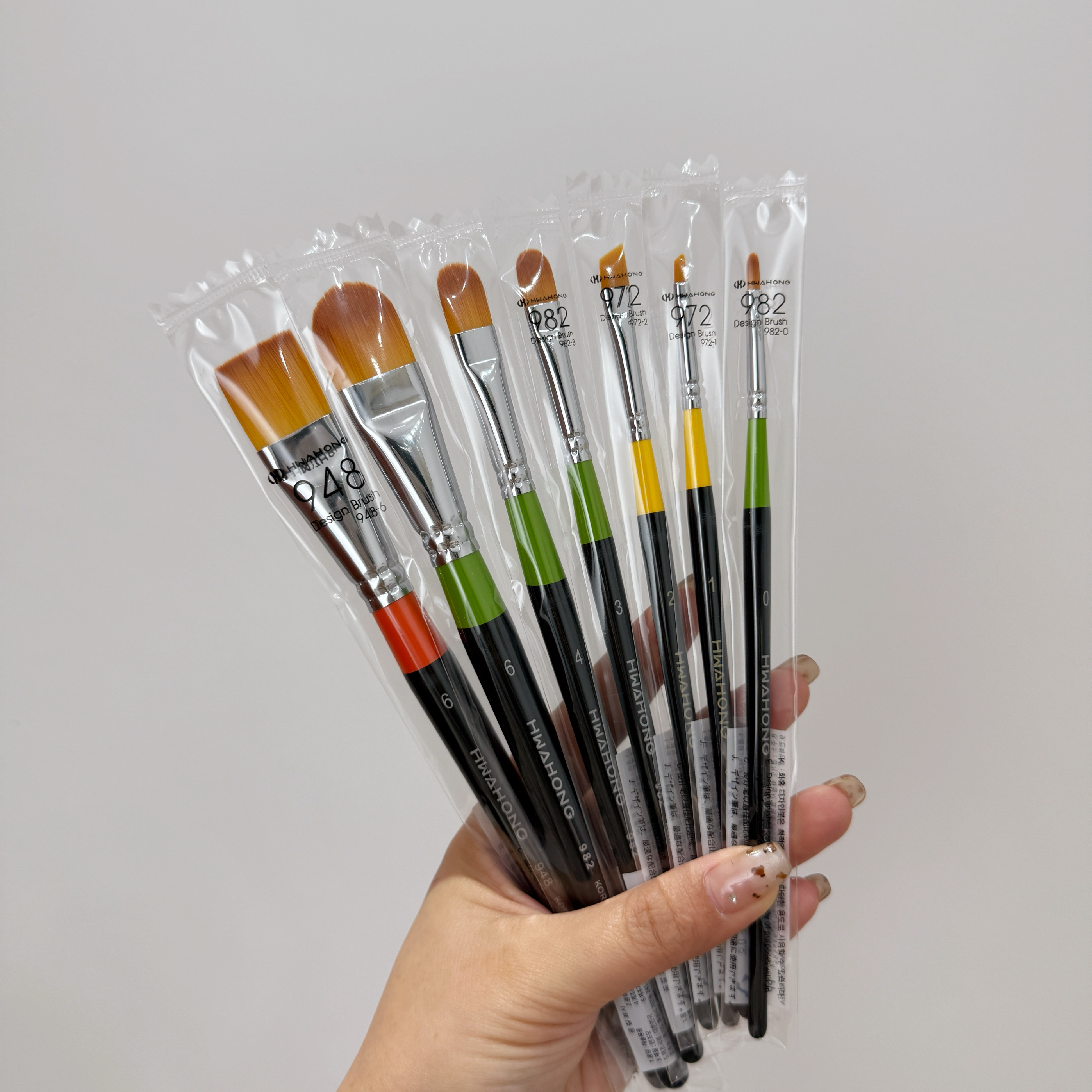 韩国进口982系列3号画笔化妆刷油画笔丙烯笔水粉笔粉底刷遮瑕