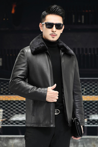 J8076新款海宁男式绵羊皮真皮皮衣男兔毛内胆翻领皮克服图片