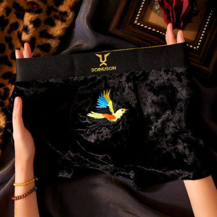 男士内裤7A抗菌新款2026舒适个性丝绒中式国潮刺绣男青年平角裤衩