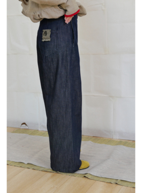 life portrait | 色织墨兰山羊绒混纺棉直筒牛仔裤