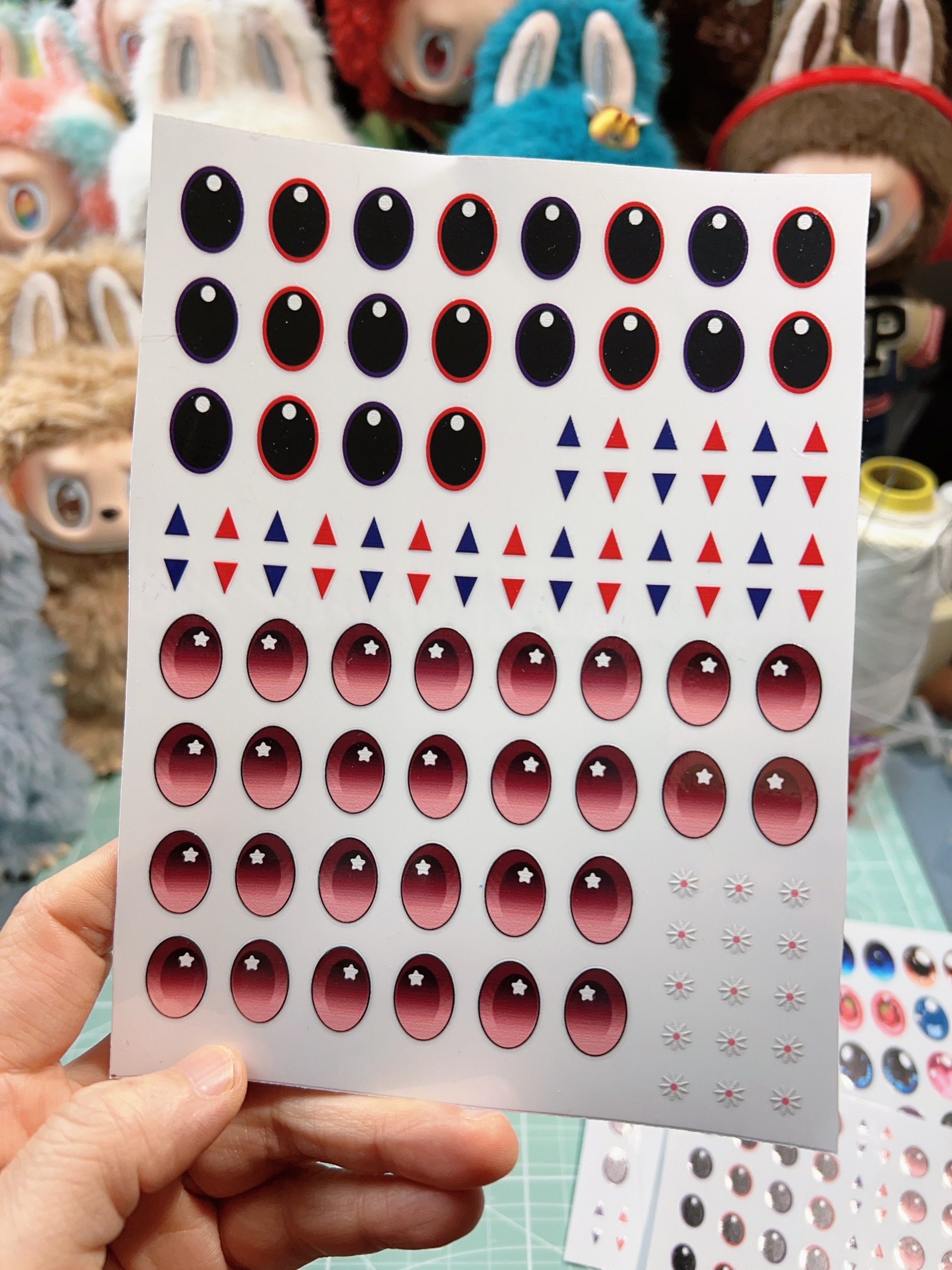 labubu小丑眼贴毛球眼贴装饰贴labubu眼睛贴纸labubu改妆眼贴