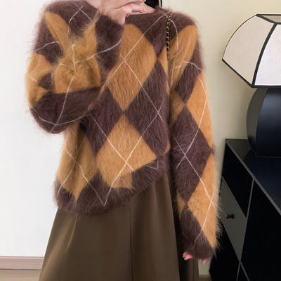 《六月粉丝专享》2025新款圆领上衣2306