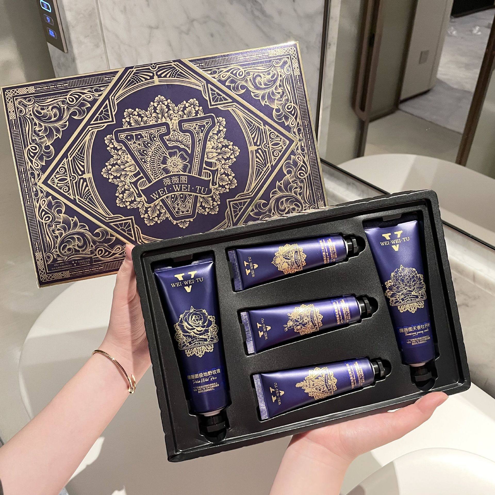 薇薇图高级伴手礼盒护手霜身体乳套装滋润保湿嫩肤持久留香五支装