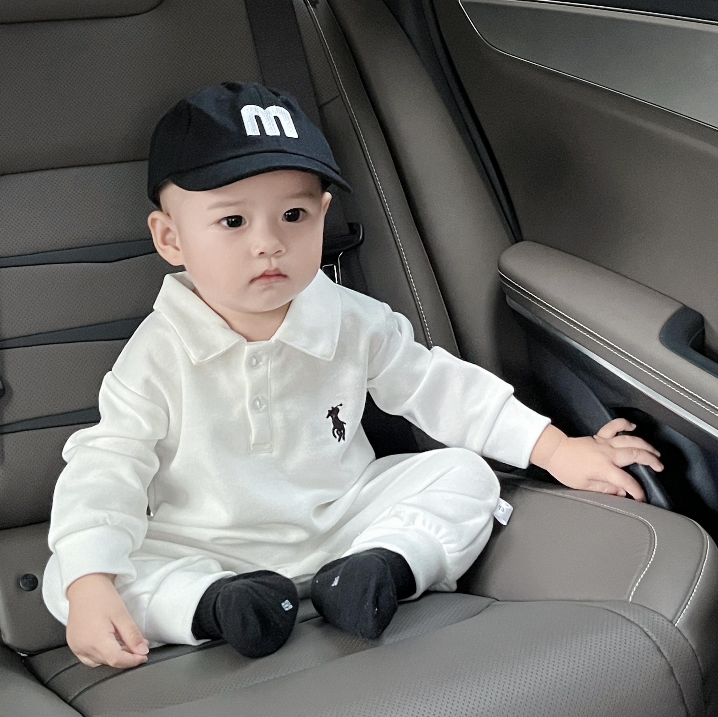 男宝宝衣服婴儿polo连体衣秋冬款