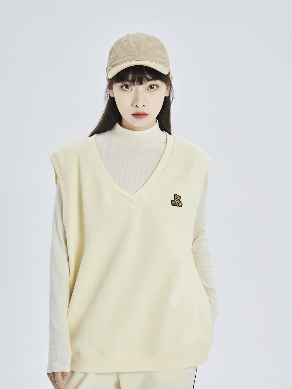 小熊刺绣v领男女宽松秋冬款马甲