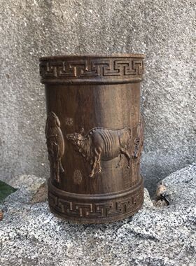 越南沉香木雕刻五牛图笔筒工艺品办公室书桌家居客厅木质笔筒摆件