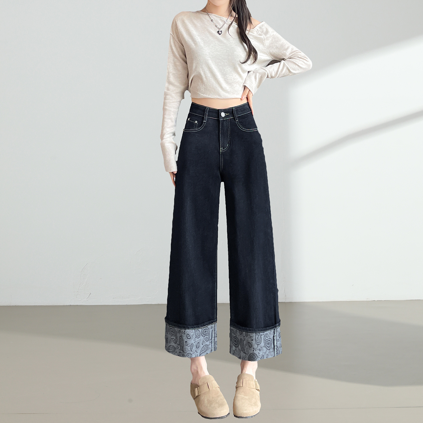 黑金蓝拼接印花阔腿牛仔裤女秋季