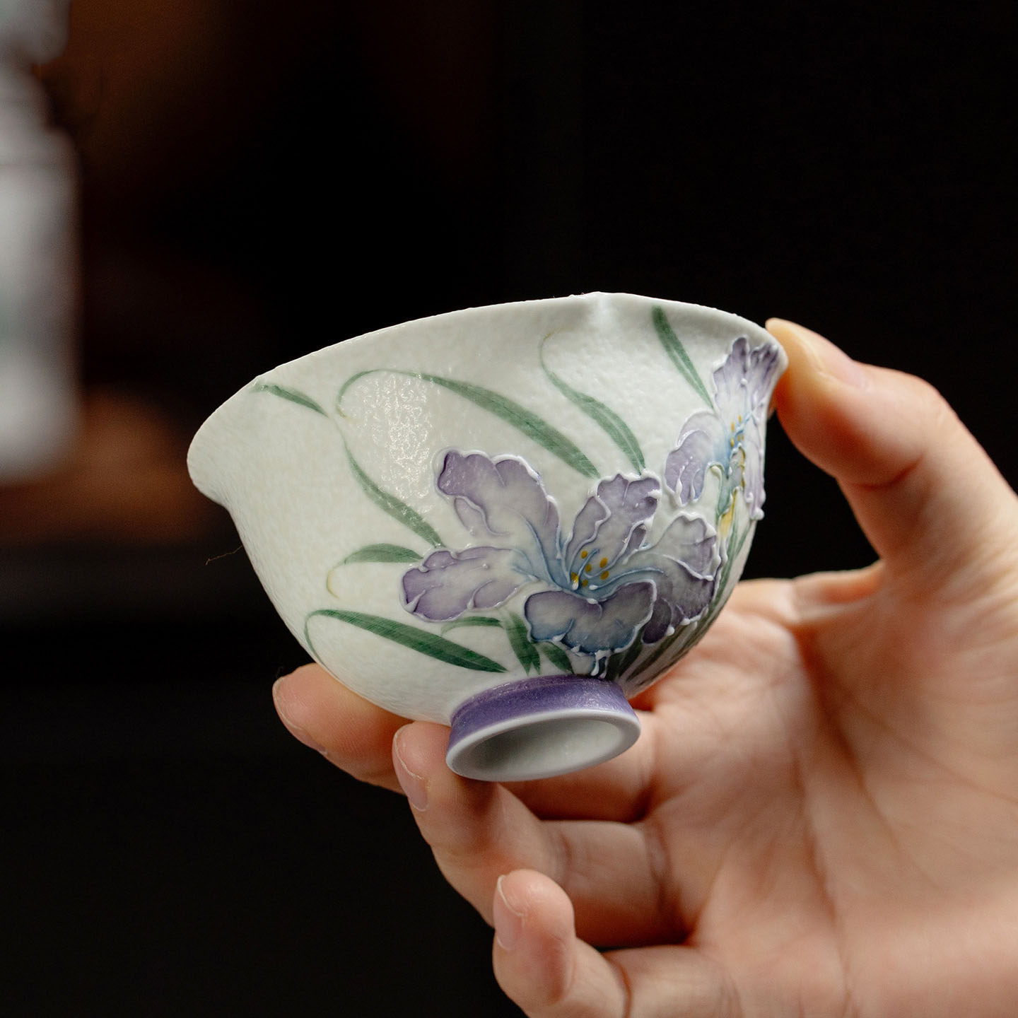 火石红暮云紫手绘鸢尾花仿古陶瓷家用高足茶杯功夫茶具品茗杯