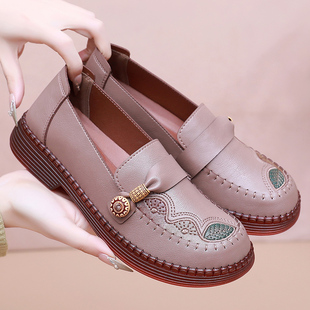 老北京布鞋女鞋春秋款透气中老年妈妈鞋软底防滑牛筋底休闲奶奶鞋