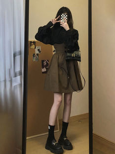 半身裙两件套装 春季 黑色衬衫 女酷盐系轻熟港风复古灯笼袖 2023新款