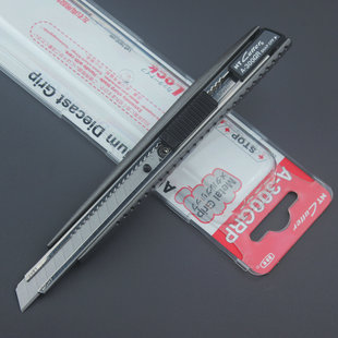 cutter厚实耐用金属壁纸刀自锁推原装 进口 300GRP美工刀 日本A