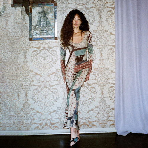 Elegant slim fit printed V-neck dress 优雅修身印花V领连衣裙