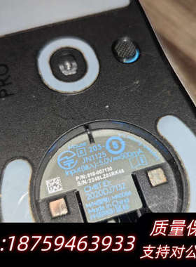 狗屁王二代，罗技gpw2代白色，表面轻微使用痕迹，左侧防滑.询价