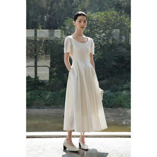QIQI绮绮家 法式 复古赫本风浪漫休闲收腰连衣裙4298