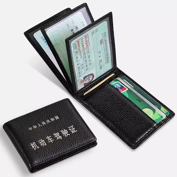 Товары от VIC52潮包