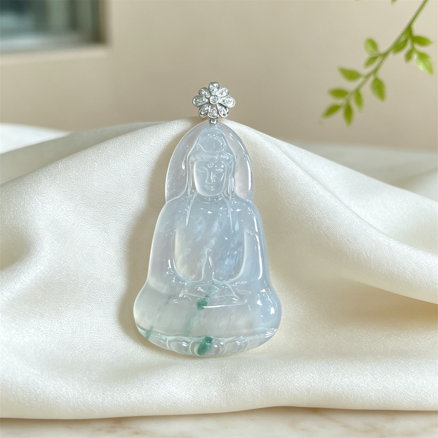 翠贵人18K高冰飘花观音菩萨吊坠图片