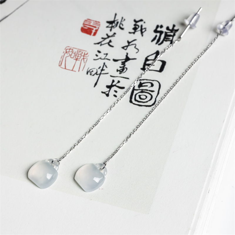 翠贵人天然翡翠18K平安锁耳线