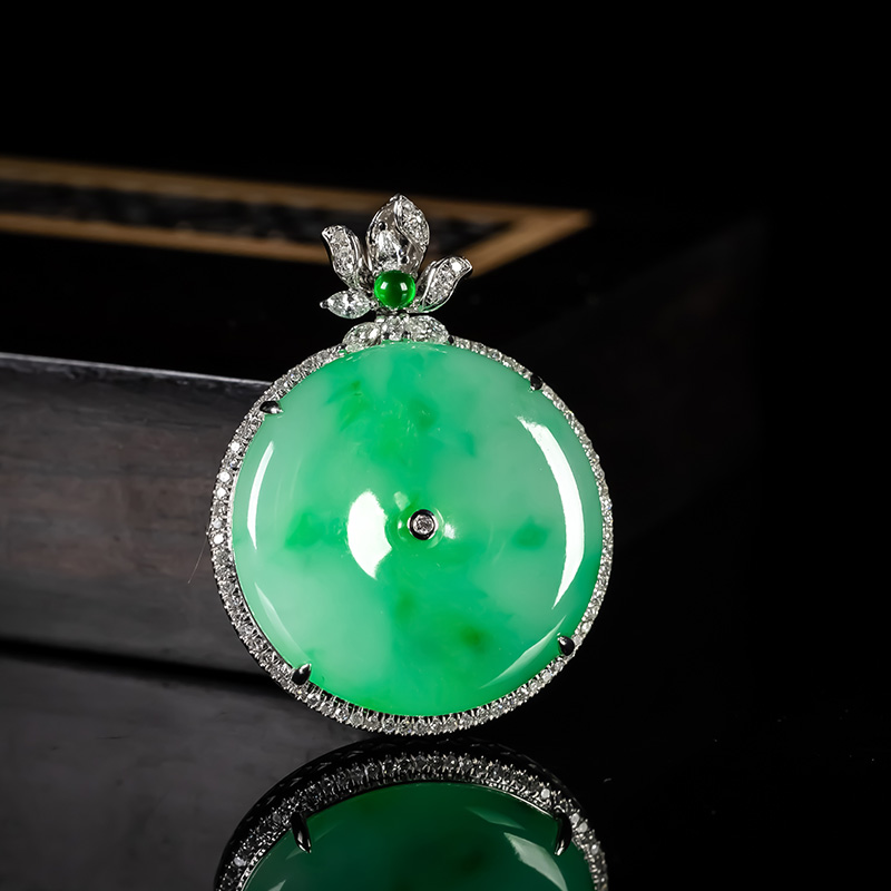 缅甸天然翡翠A货冰种阳绿平安扣翡翠吊坠18K金平安如意圆扣玉挂件