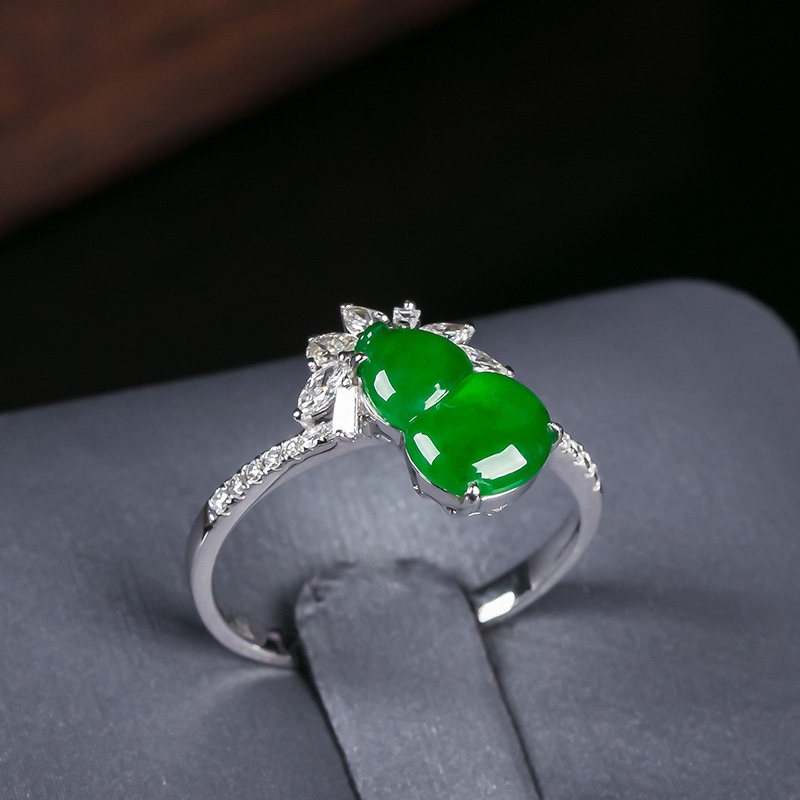 缅甸天然翡翠a货帝王绿冰种葫芦戒指 18k金镶嵌葫芦戒面玉戒指
