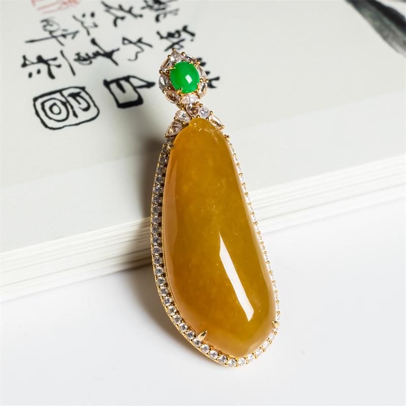 缅甸天然翡翠A货黄翡高档18K福瓜如意吊坠阳绿戒面男女款翡翠挂件