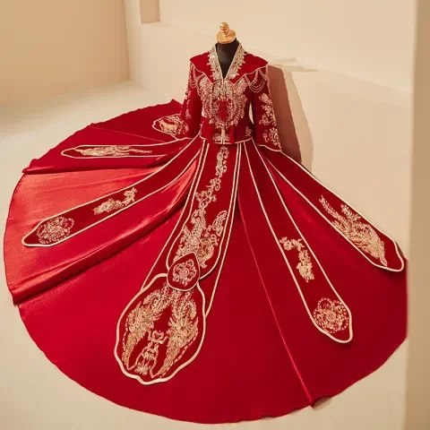 2025v奢华秀禾服中式大码结婚龙凤褂新娘大气秀和服丝绒嫁衣领春