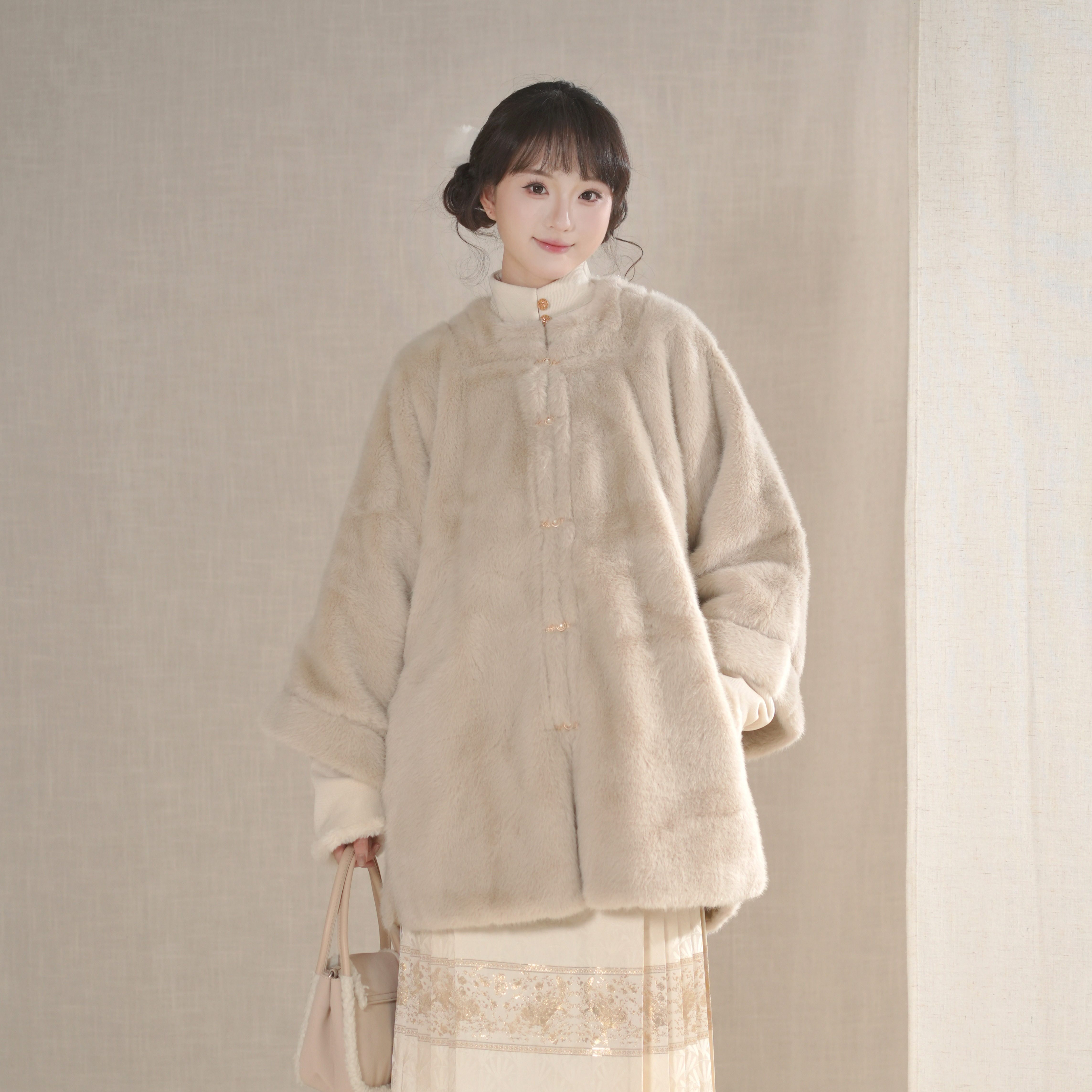 汉墨记【毛茸茸】仿貂毛汉服日常通勤明外套制方领半袖披袄冬季女,女装/女士精品,汉服上装,淘宝优惠券,粉丝福利购,淘宝优惠卷