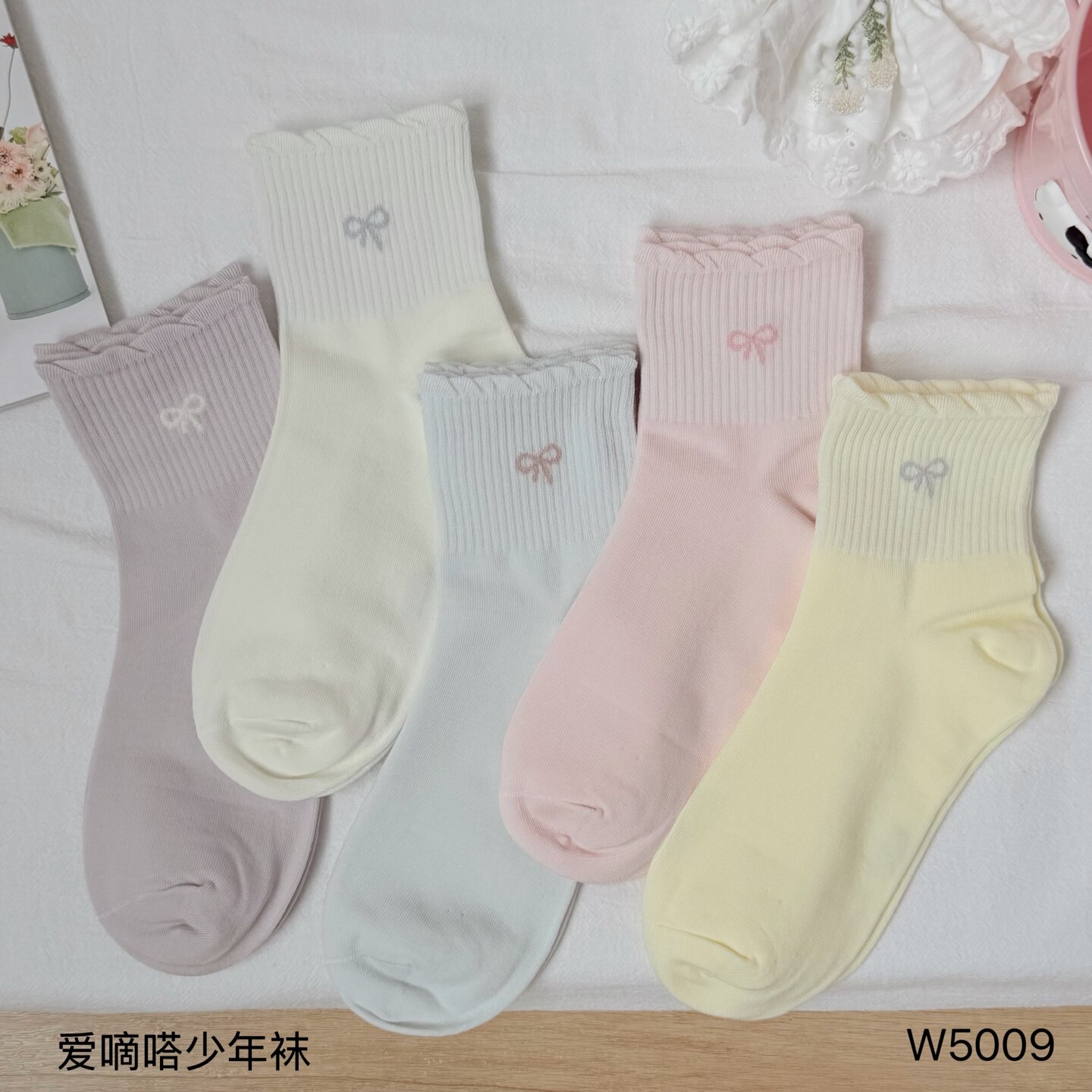 爱嘀嗒青少年袜子韩版甜美蝴蝶结花边女中大童百搭学生运动中筒袜