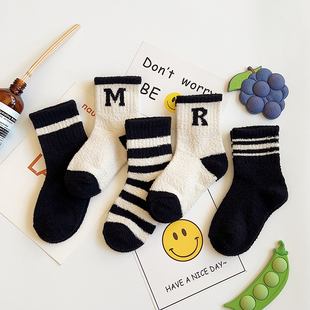 儿童珊瑚绒袜子冬季厚款韩版字母学院风男女童加绒中高筒保暖袜子