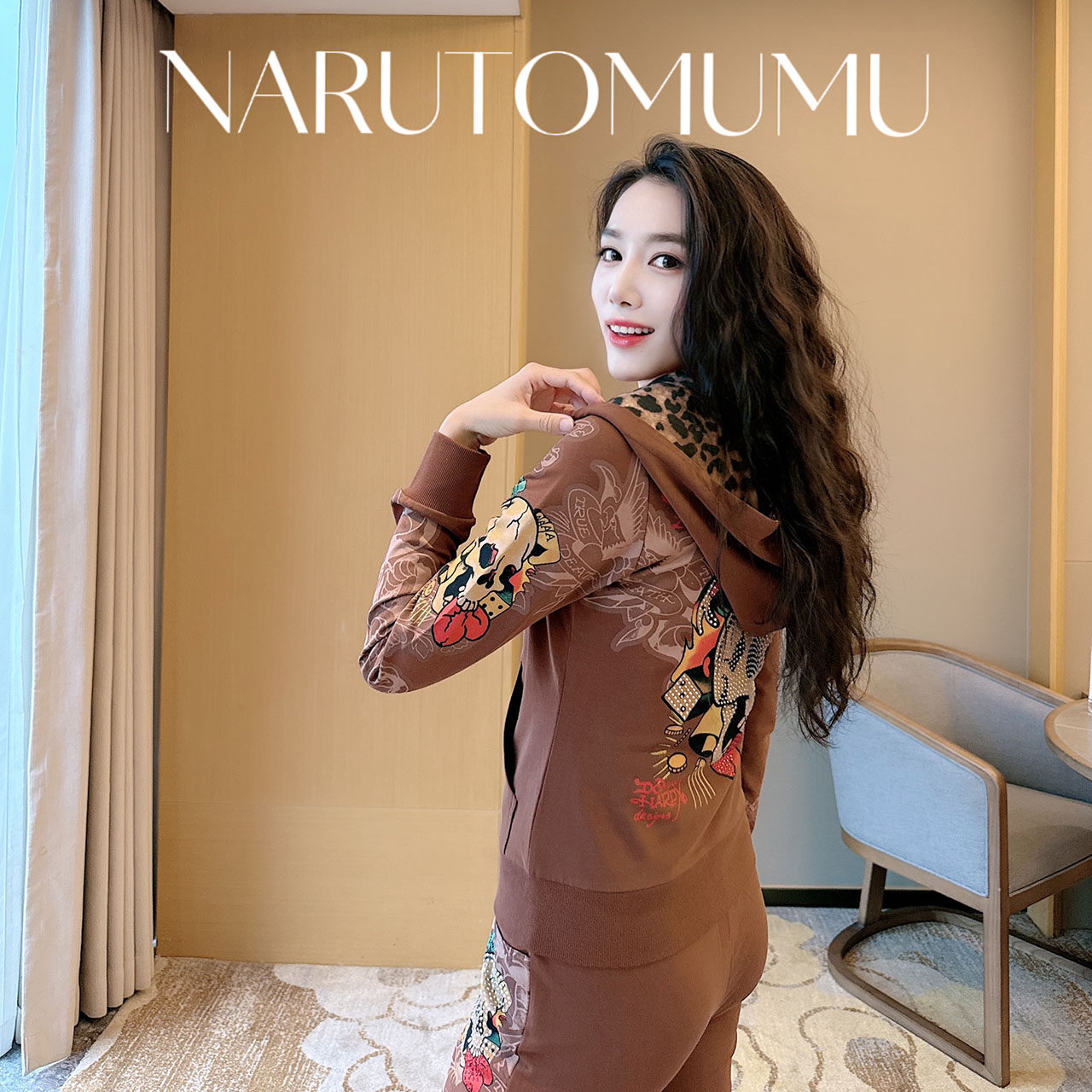 小姐姐全球购ED HARDY 水钻骷髅刺青印花 拉链外套 女款25冬03