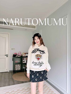 小姐姐全球购ED HARDY  虎头印花水钻珍珠 套头帽衫 女款24秋Z04