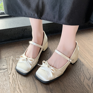 经典 女配裙子2025年春季 法式 玛丽珍鞋 新款 高级感缎面一字带高跟鞋