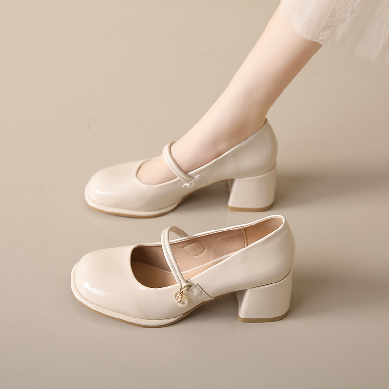 内莎儿粗跟高跟法式单鞋