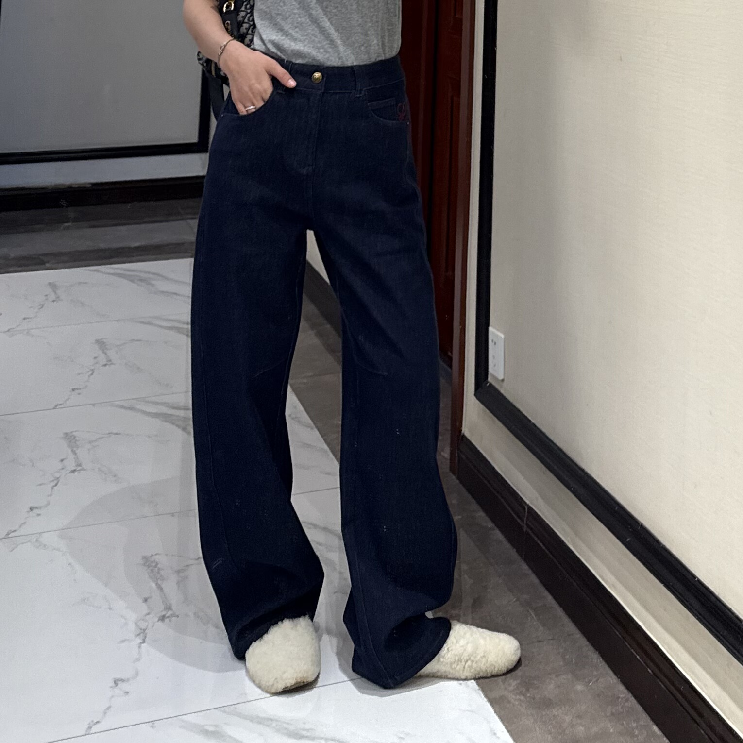 超赞版型 秋冬单宁深蓝直筒简约大气 显瘦显腿长 高腰牛仔裤