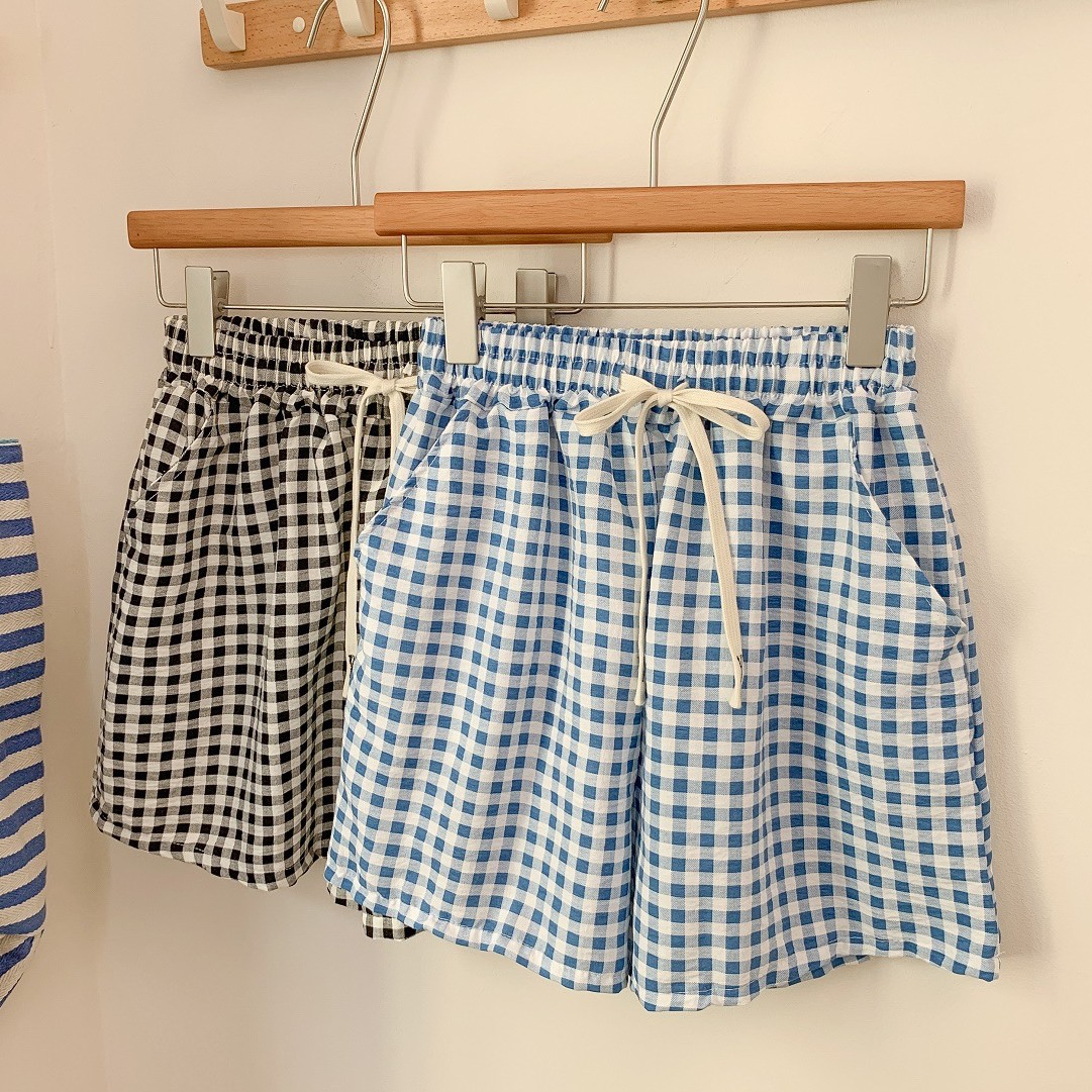 韩版蓝白格子短睡裤女夏季新款慵懒宽松休闲沙滩遛弯热裤子可外