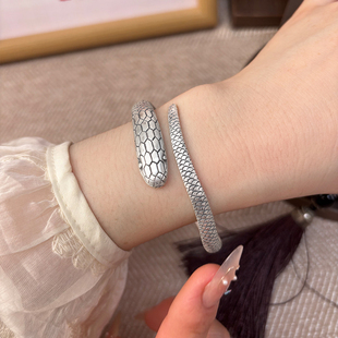 航达银匠 灵蛇银手镯 纯手工999足银雪花白银蛇型异形实心银手镯