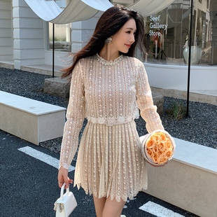 miu系富家千金穿搭精致蕾丝米色白长袖 连衣裙高级感好看假2件裙子